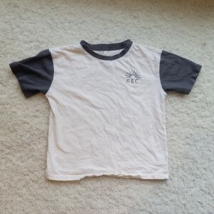 Rylee And Cru Raglan Style Tee 5/6 Years.